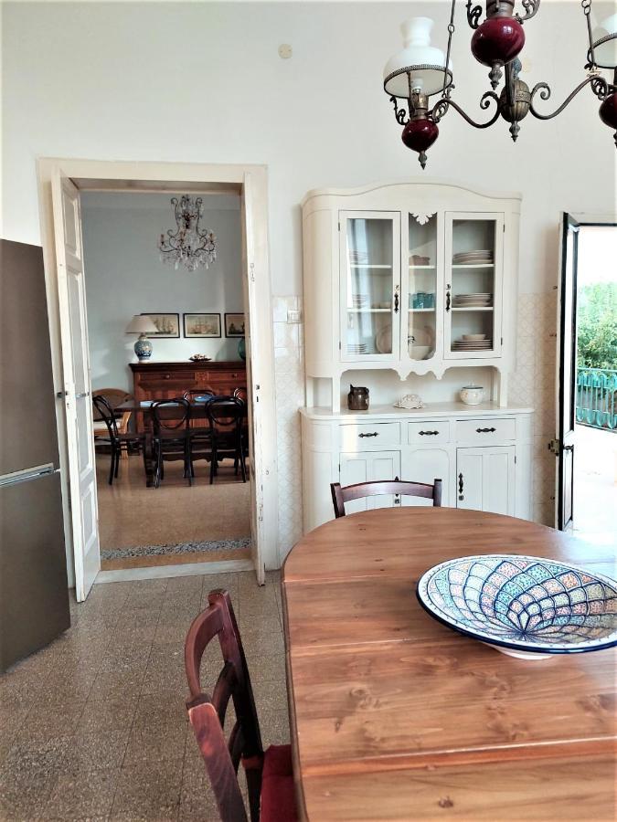 Villa Nel Salento - Ampie Camere E Giardino, Fino A 9 Persone Barbarano del Capo 외부 사진