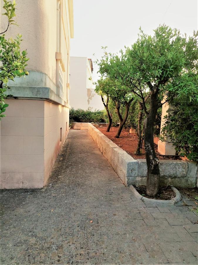 Villa Nel Salento - Ampie Camere E Giardino, Fino A 9 Persone Barbarano del Capo 외부 사진